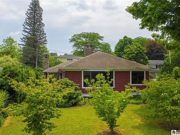 4th image of 88 Pratt Ave