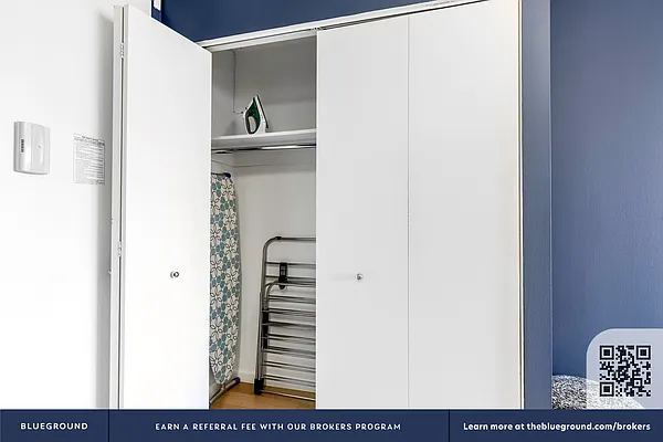 Rented by The Blueground | media 105