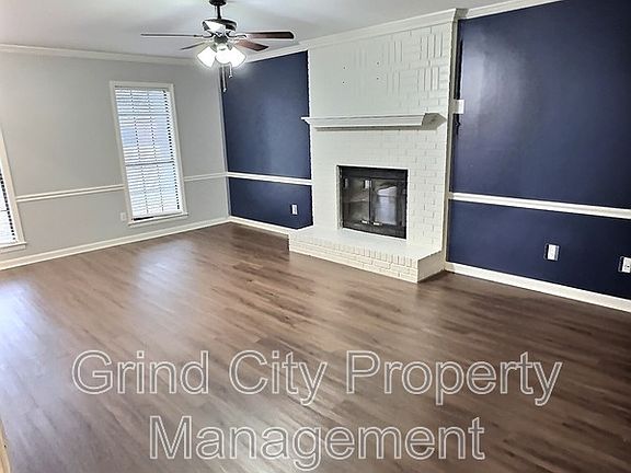 2nd image of 3849 Cherry Hill Ln