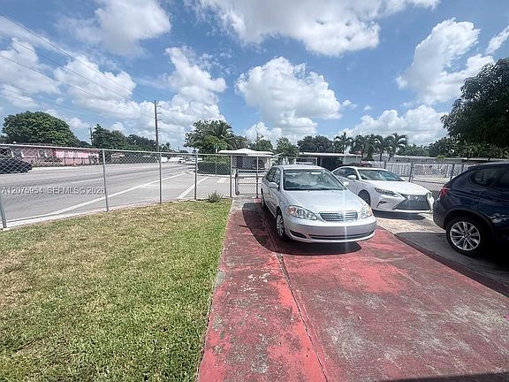 4th image of 3190 NW 97th St