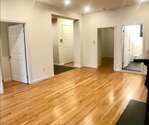 Rented by Newcastle Realty Services | media 11