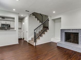 2809 Meadow Park Dr APT B, Bedford, TX 76021