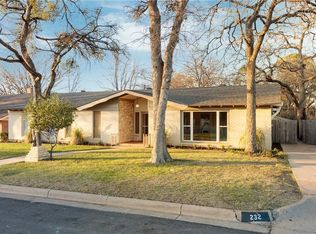 232 Plainview Dr, Hurst, TX 76054