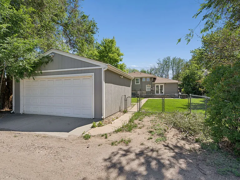 3145 S Fox St — Photo 48