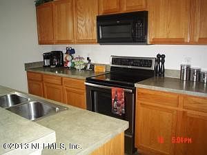 3rd image of 246 Cezanne Cir