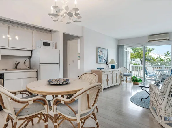 281 Dune Road #2A, Westhampton Beach, NY 11978