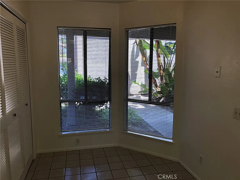 25951 Orbita — Photo 14