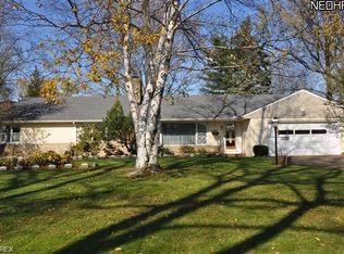 30234 Wolf Rd, Bay Village, OH 44140