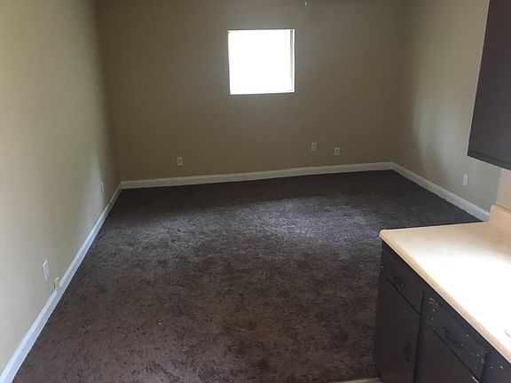 2nd image of 1544 Lincoln Dr