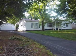 522 Marsh St, Harrisburg, IL 62946