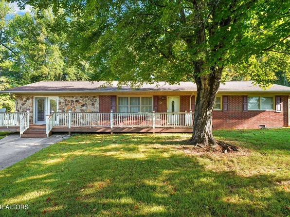 813/815 Stephens Rd, Lake City, TN 37769