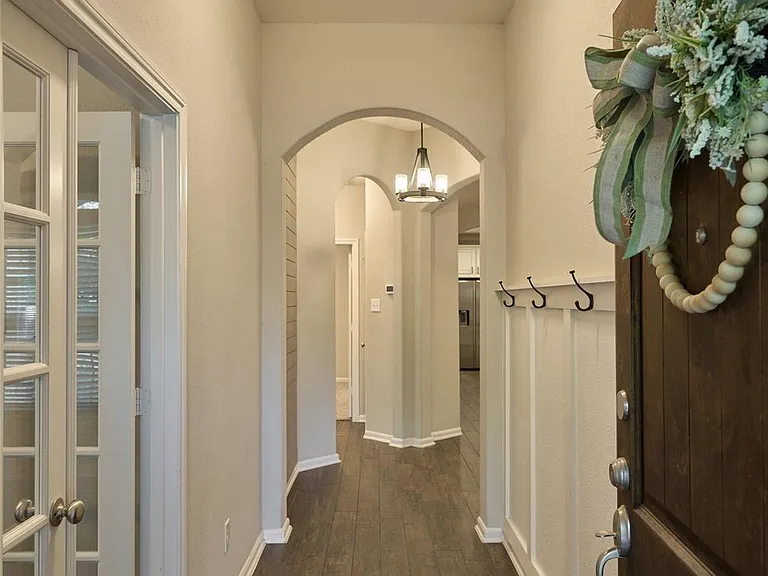 116 Fox Trail Rd — Photo 4