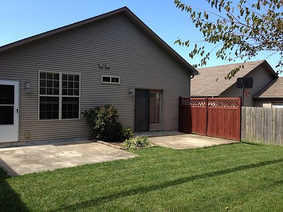 3rd image of 600 Green Valley Dr