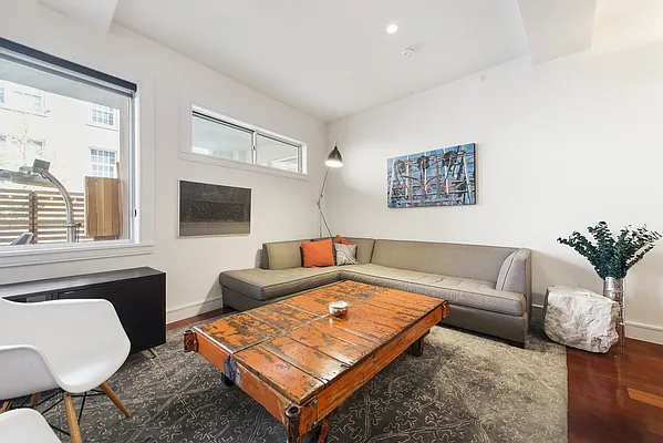 Sold by Nest Seekers International | media 6