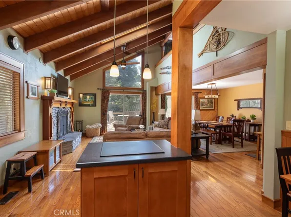 26637 Lake Forest Dr, Twin Peaks, CA 92391
