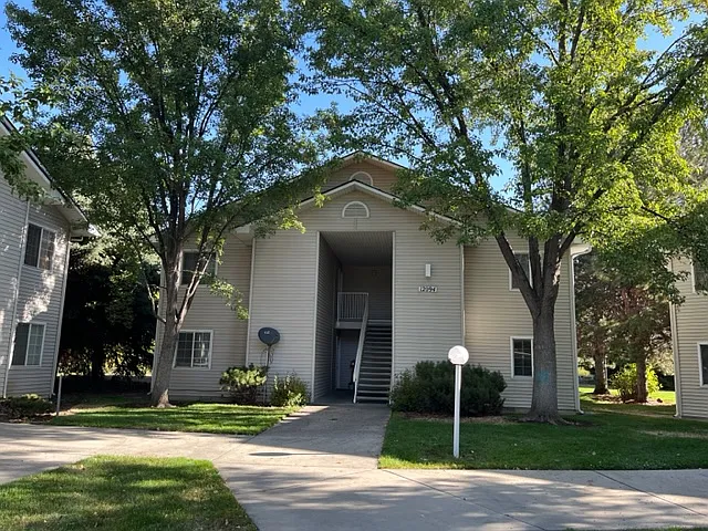 3263 N Lakegrove Ln #202 — Photo 1