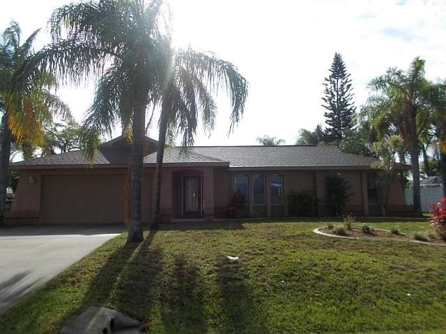 1st image of 1011 SE 16th Pl