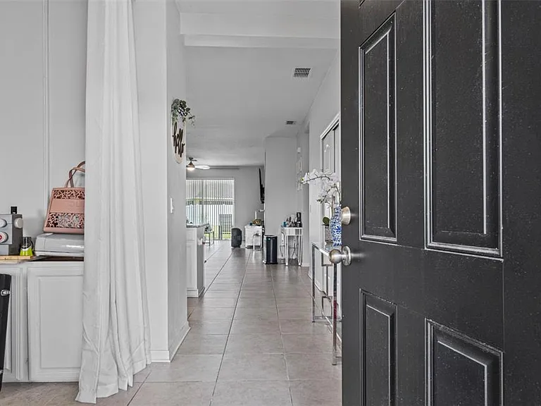 2621 Glenrock Ct — Photo 3