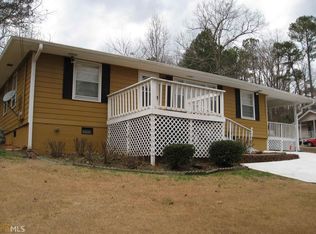 4009 Pine Hill Dr, Douglasville, GA 30135