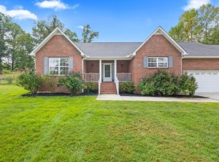 1688 Farmington Dr, Cookeville, TN 38501