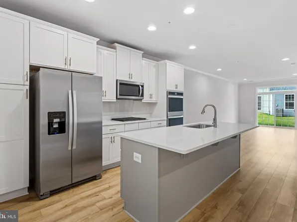 13414 Petrel St, Clarksburg, MD 20871