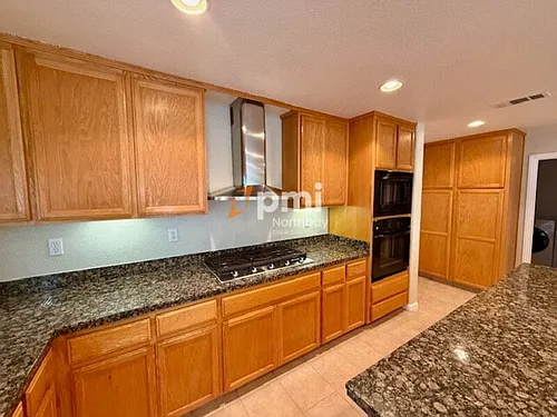 732 Antiquity Dr Photo 1