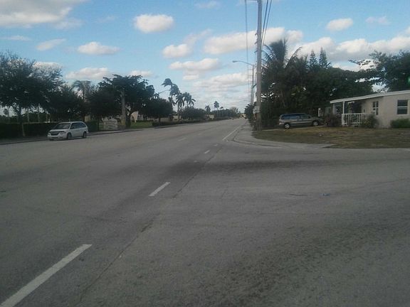 5th image of 3480 N Seacrest Blvd