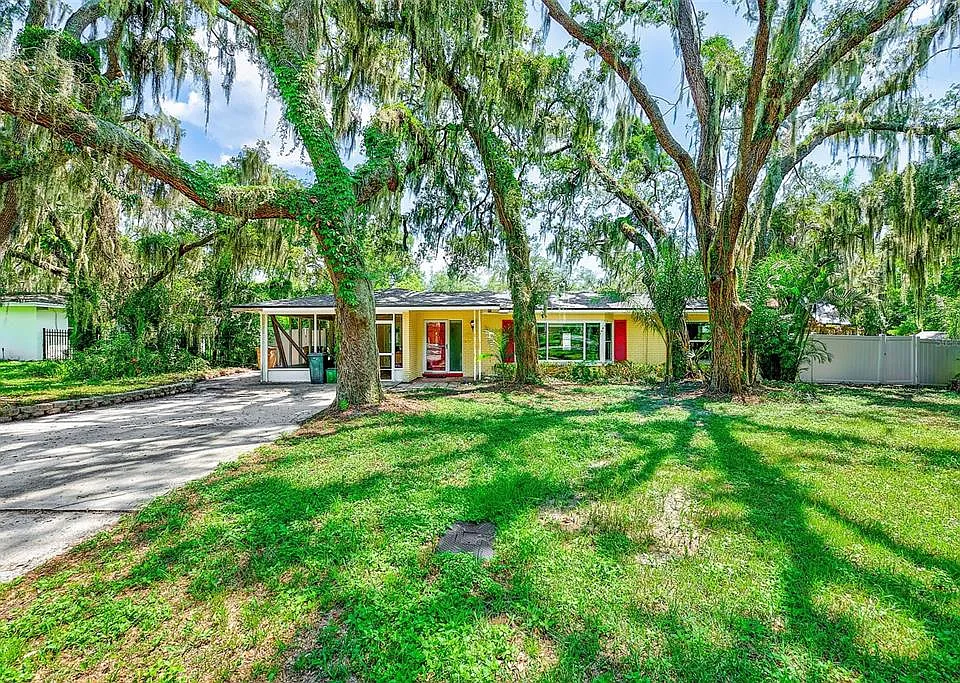 303 Saint Augustine Ave