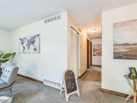 4th image of 1437 Brookdale Ln