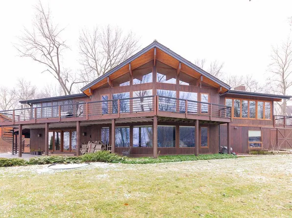 W8346 Cedar LANE, Lake Mills, WI 53551