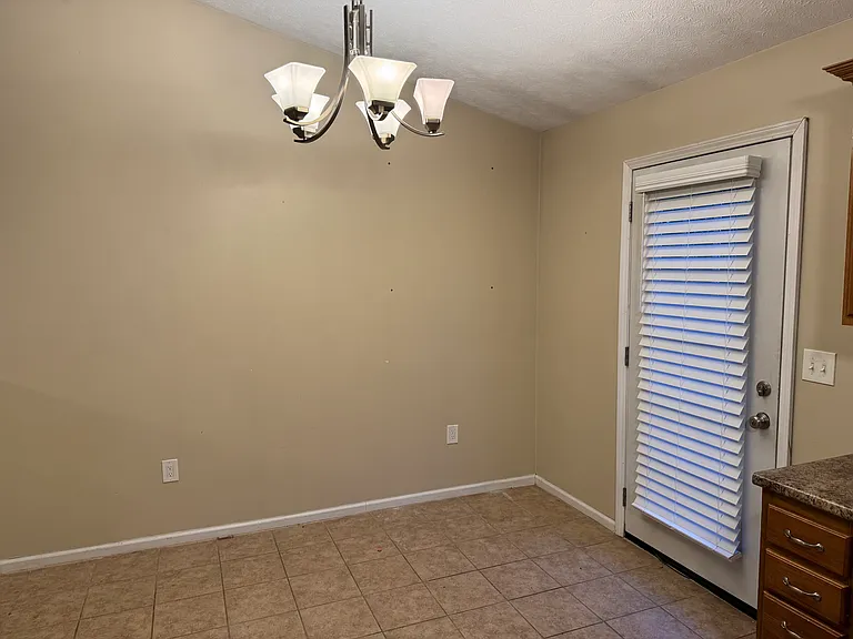 6832 Greenbrook Dr — Photo 7