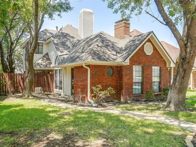 2247 Meadowstone Dr, Carrollton, TX, 75006