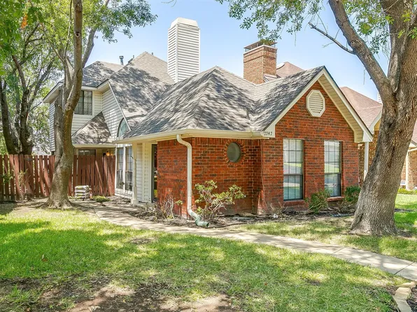 2247 Meadowstone Dr, Carrollton, TX 75006
