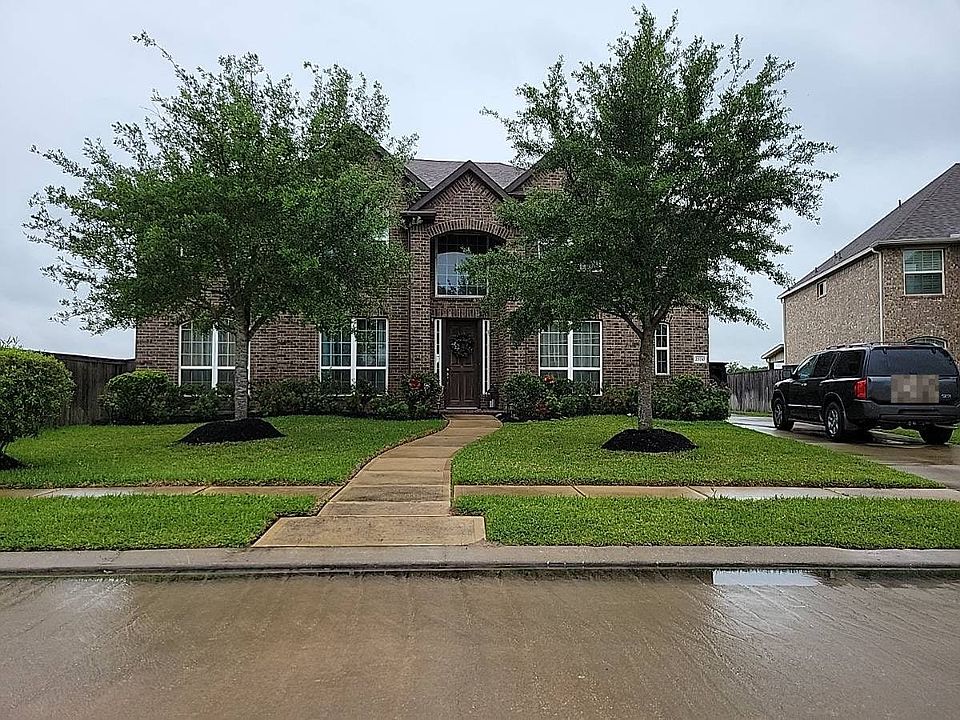 1st image of 25710 Kearsley Dr