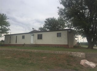 23852 E 1035th Rd, Weatherford, OK 73096