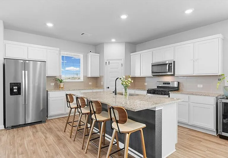 2120 Alice Jay Way — Photo 3