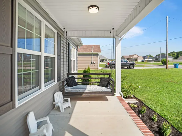 32 Saddle St, Manchester, TN 37355