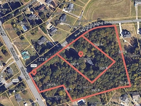 2nd image of 717 Wren Rd