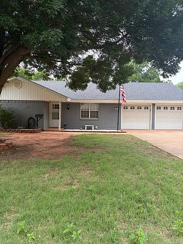 1602 Westwood Dr Photo 1