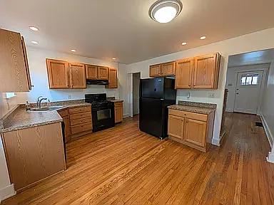 2 bed, $1,700 — Photo 3