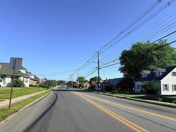 5th image of 535 Wayne Ave