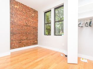 212 Grand St #3M, Brooklyn, NY 11211