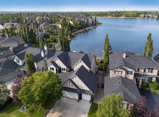 39 S Chapala Ter SE, Calgary, AB T2X3V8