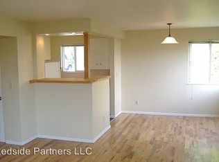 611 Lee St APT 01, Seattle, WA 98109