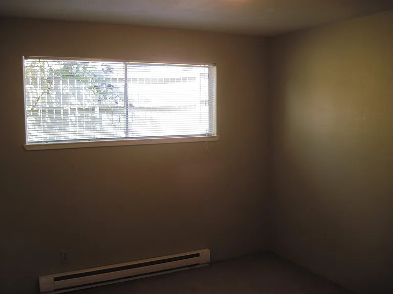 2 bedroom, 1 bathroom 2 bedroom, 1 bathroom