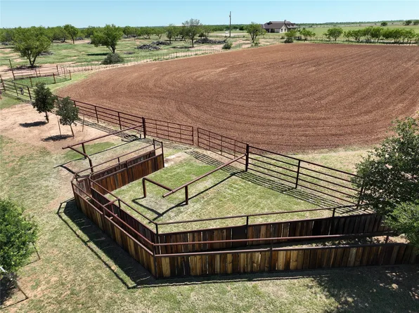 13656 County Road 238, Clyde, TX 79510