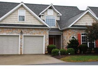 2105 6th St NW, Hickory, NC 28601