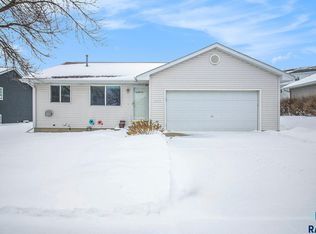 4209 N Jans Dr, Sioux Falls, SD 57107