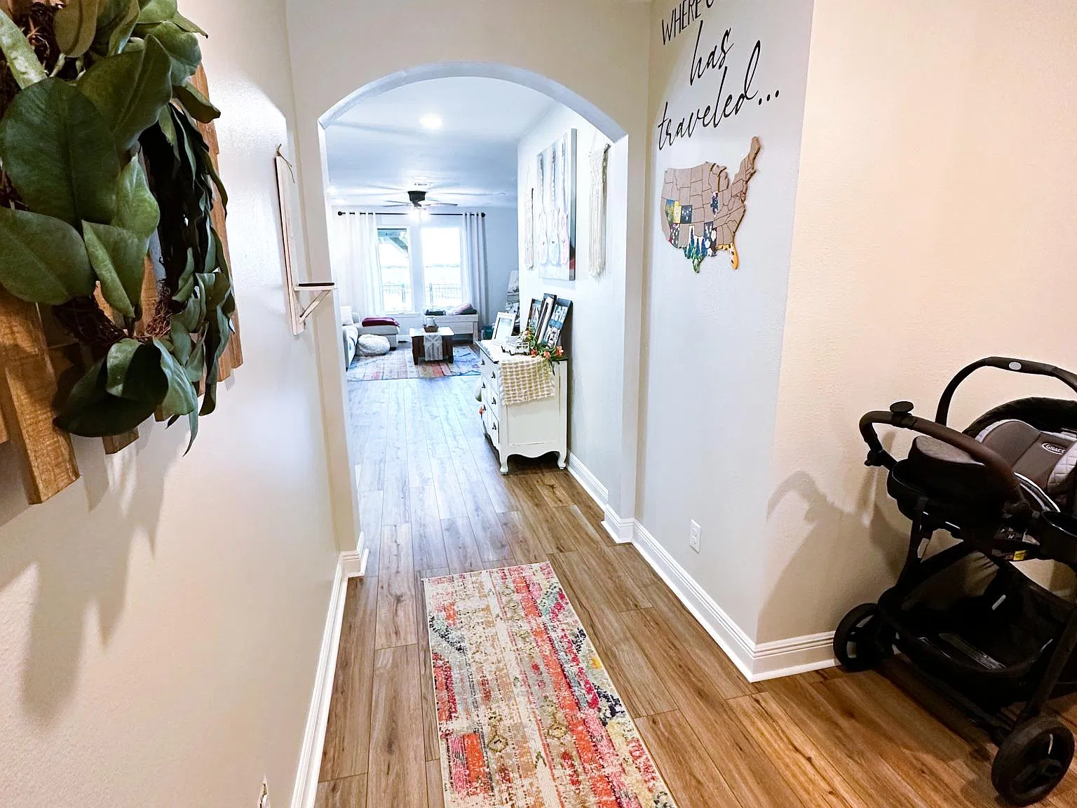 4 bed, 2014 sqft, $3,195 — Photo 4