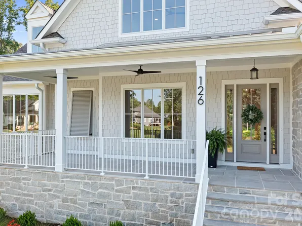 126 Manorly Ln, Mooresville, NC 28115
